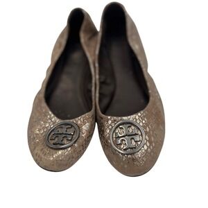 Tory Burch Ballet Flats Gold Snake Print Logo‎ Medallion Shoes Size 8 Slip On